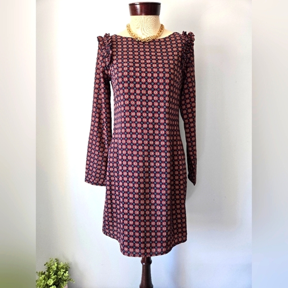 Molly Bracken Dresses & Skirts - Molly Bracken Lightweight Patterned Long Sleeve Dress. Ruffled Shoulders. Small